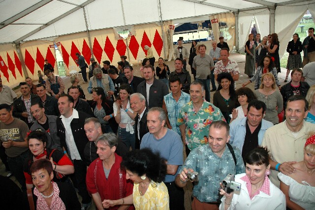 min 2007 05 06 retro rhythm 255